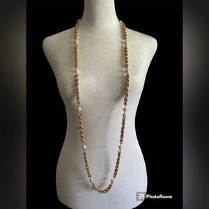NWOT Isaac Mizrahi 23” Gold and Pearl chain necklace.